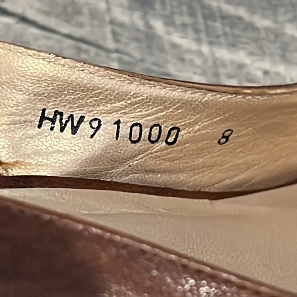 Stuart Weitzman authentic stuart